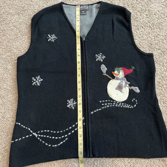 Woolrich Snowman Christmas Vest - Picture 4 of 6